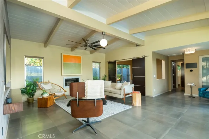 2770 Mira Vista Drive, Glendale, California 91208