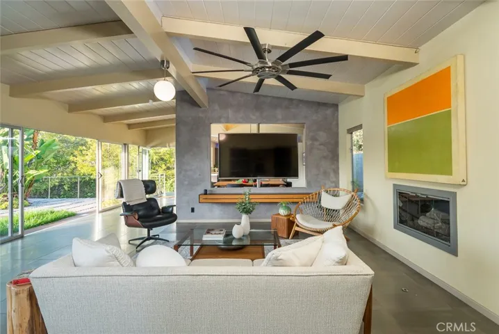 2770 Mira Vista Drive, Glendale, California 91208