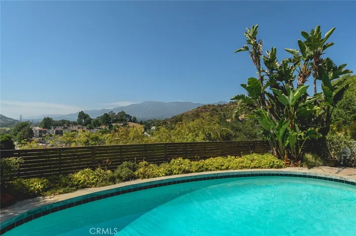 2770 Mira Vista Drive, Glendale, California 91208