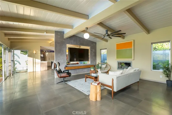 2770 Mira Vista Drive, Glendale, California 91208
