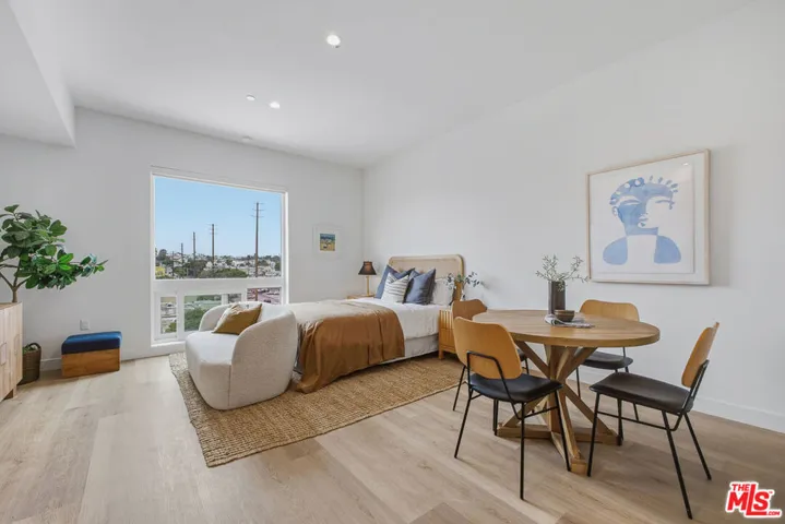 3555 Overland Avenue 512, Los Angeles, California 90034