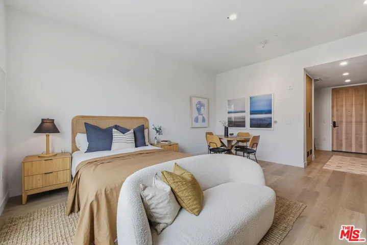 3555 Overland Avenue 512, Los Angeles, California 90034