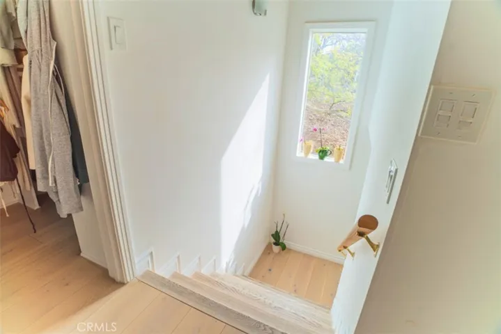 5179 Canoga Ave, Woodland Hills, California 91364