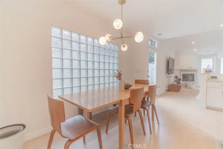 5179 Canoga Ave, Woodland Hills, California 91364