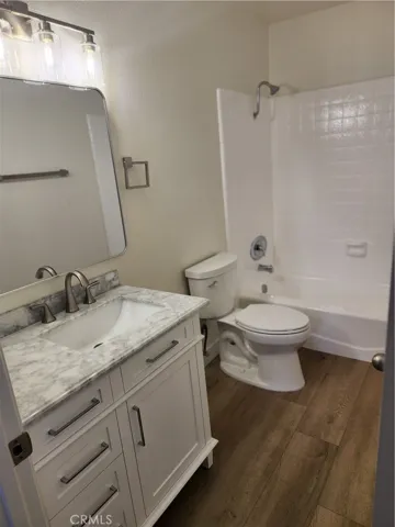 3 Vicksburg, Irvine, California 92620