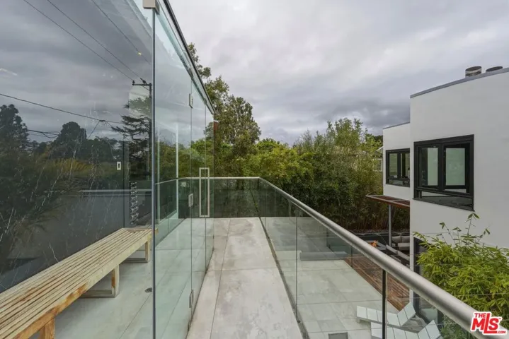 624 23rd Street, Santa Monica, California 90402