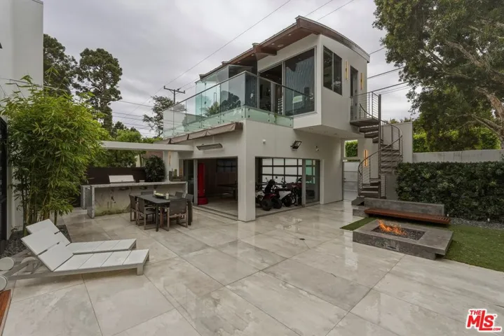 624 23rd Street, Santa Monica, California 90402