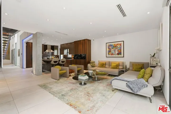 624 23rd Street, Santa Monica, California 90402