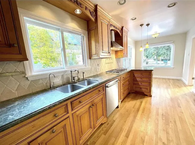 1127 Clark Way, San Jose, California 95125