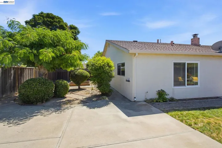 470 Yosemite Dr, Livermore, California 94551
