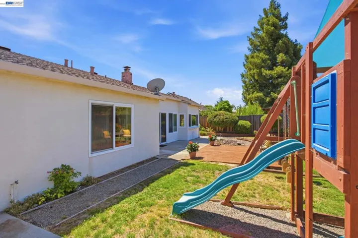 470 Yosemite Dr, Livermore, California 94551