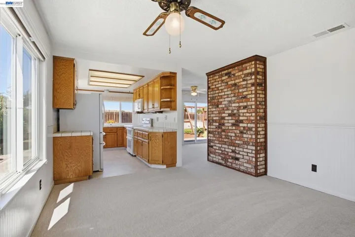 470 Yosemite Dr, Livermore, California 94551