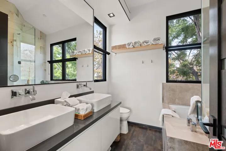 601 N Crescent Heights Boulevard, Los Angeles, California 90048