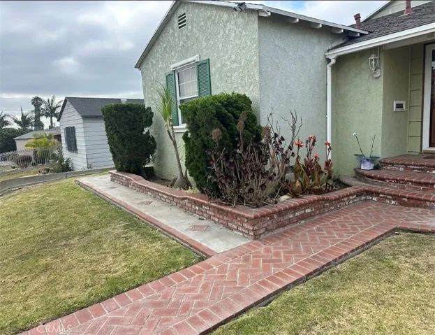 1424 W 113th, Los Angeles, California 90047