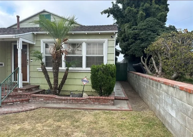 1424 W 113th, Los Angeles, California 90047