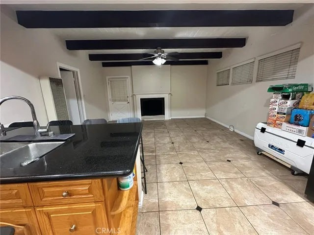 1424 W 113th, Los Angeles, California 90047
