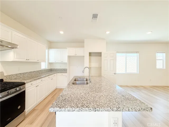 7155 Citrus Ave 227, Fontana, California 92336