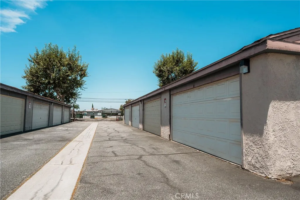 Garage is located steps away from the condo Garage is located steps away from the condo