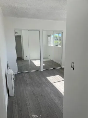 2302 Oak Street, Santa Monica, California 90405