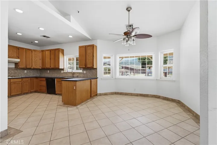6221 Elizabeth Lake Road, Leona Valley, California 93551