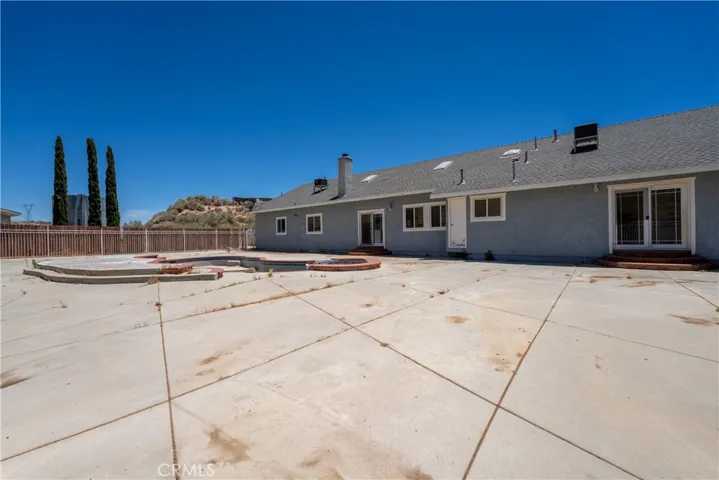 6221 Elizabeth Lake Road, Leona Valley, California 93551