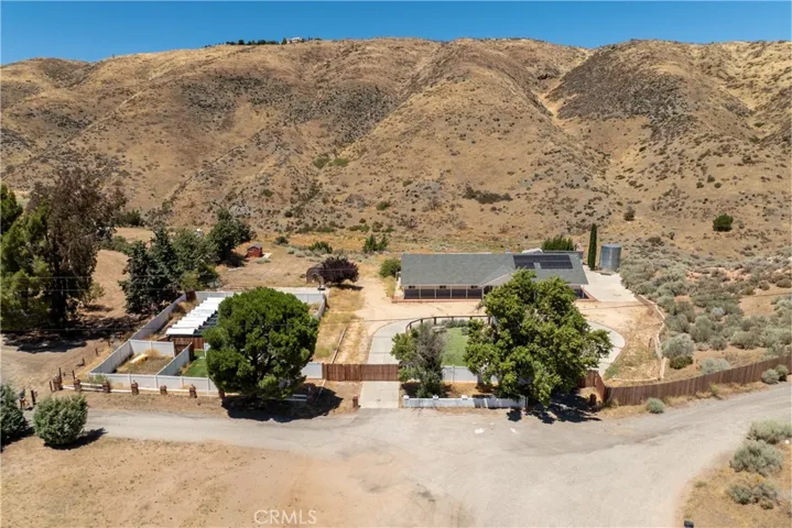 6221 Elizabeth Lake Road, Leona Valley, California 93551