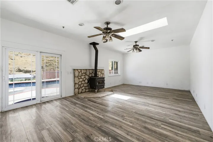 6221 Elizabeth Lake Road, Leona Valley, California 93551
