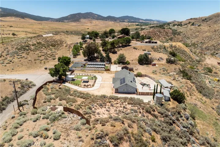 6221 Elizabeth Lake Road, Leona Valley, California 93551