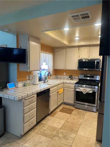 28243 Royal, Castaic, California 91384