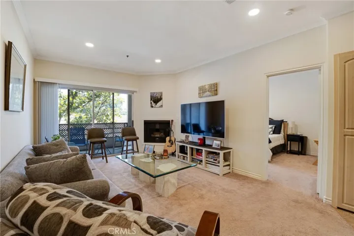 300 N El Molino, Pasadena, California 91101