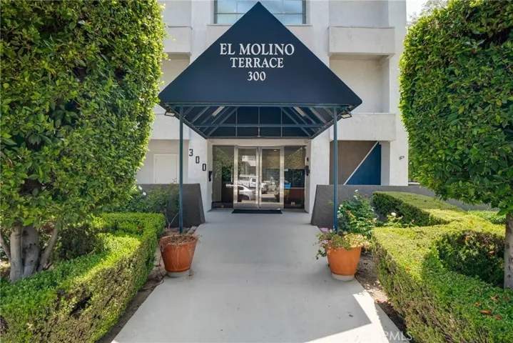 300 N El Molino, Pasadena, California 91101