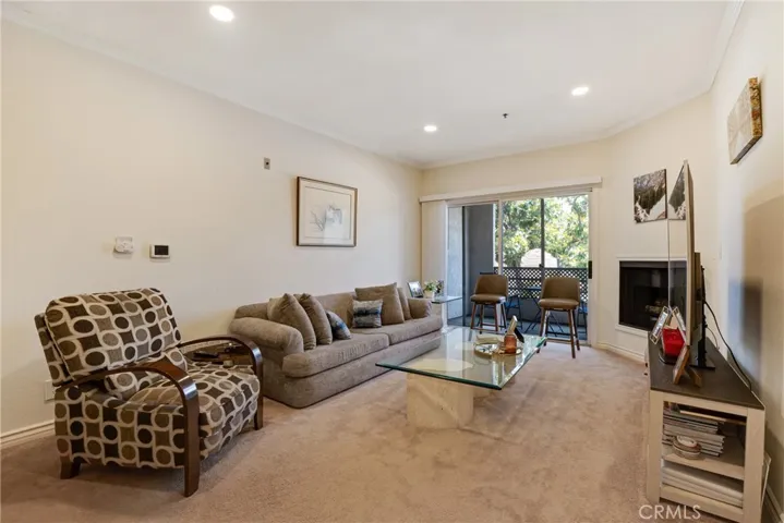 300 N El Molino, Pasadena, California 91101