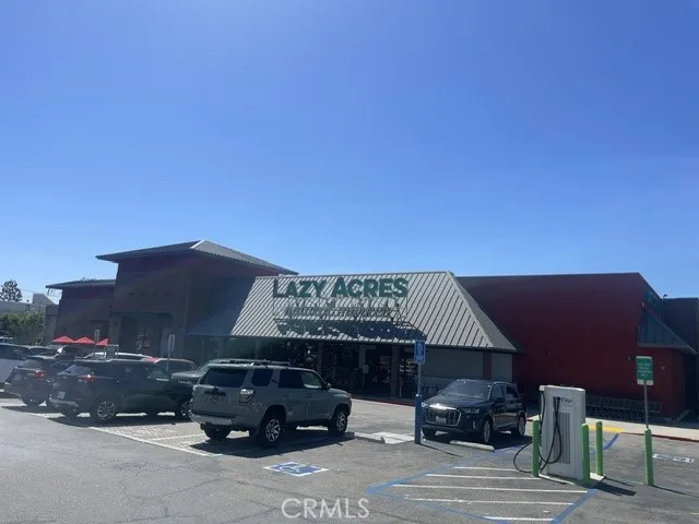 Lazy Acres natural grocery store