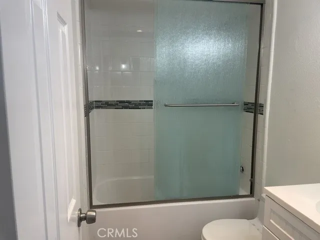 Bath/Shower combination