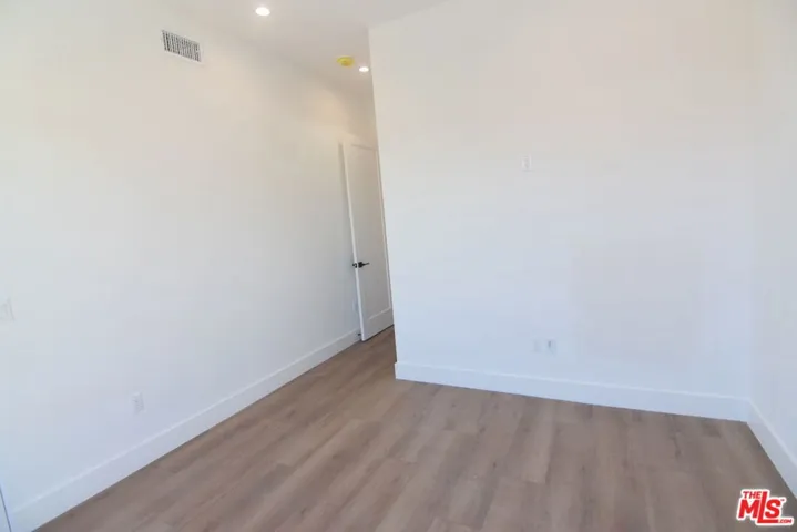 4543 Tujunga Avenue, North Hollywood, California 91602