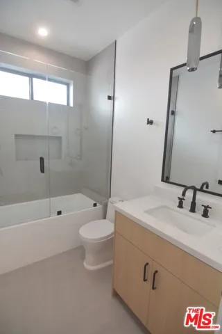 4543 Tujunga Avenue, North Hollywood, California 91602