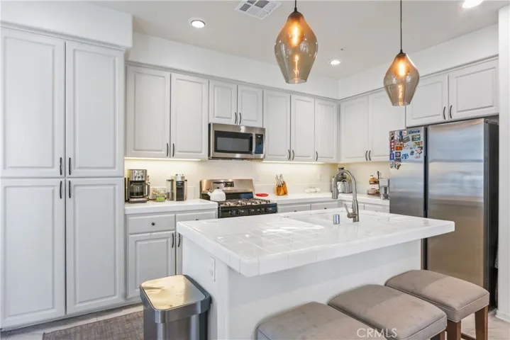 1 Warmspring, Aliso Viejo, California 92656