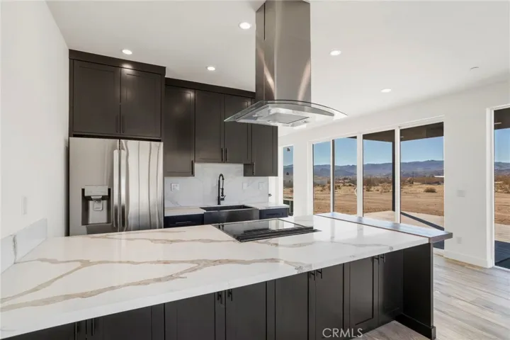 3460 Stonehill Avenue, Joshua Tree, California 92252