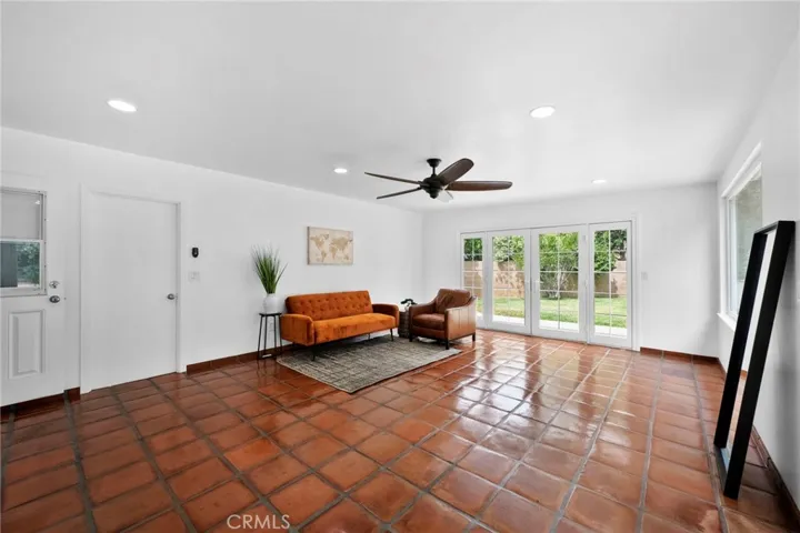 6710 London, Rancho Cucamonga, California 91701