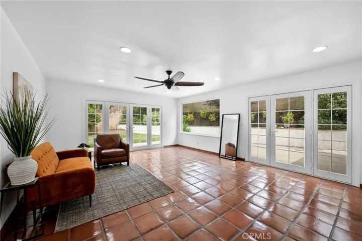 6710 London, Rancho Cucamonga, California 91701
