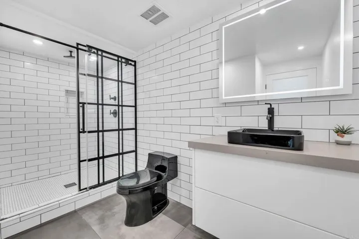 24 20th Avenue 12b, Venice, California 90291