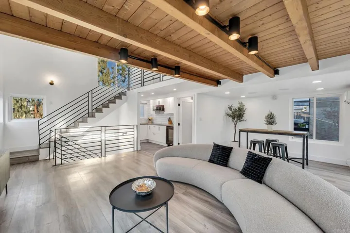 24 20th Avenue 12b, Venice, California 90291