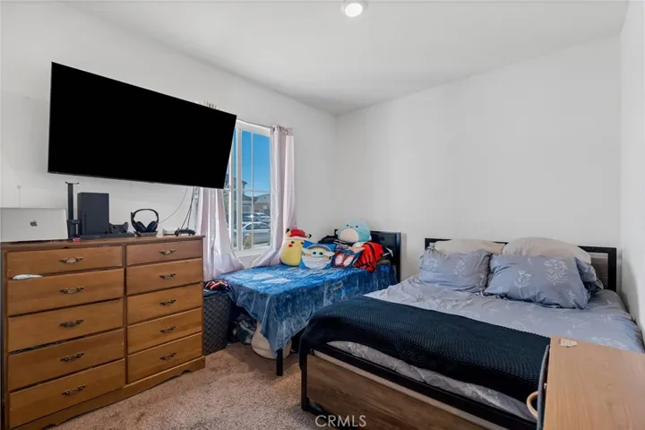 13050 Oakwood, Victorville, California 92392