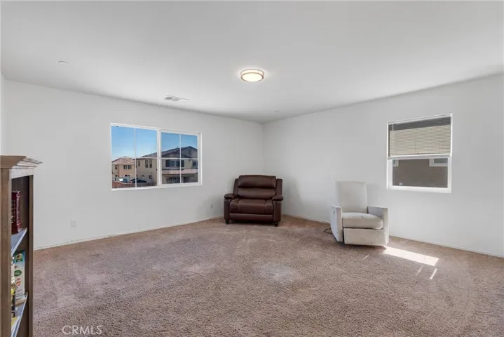 13050 Oakwood, Victorville, California 92392