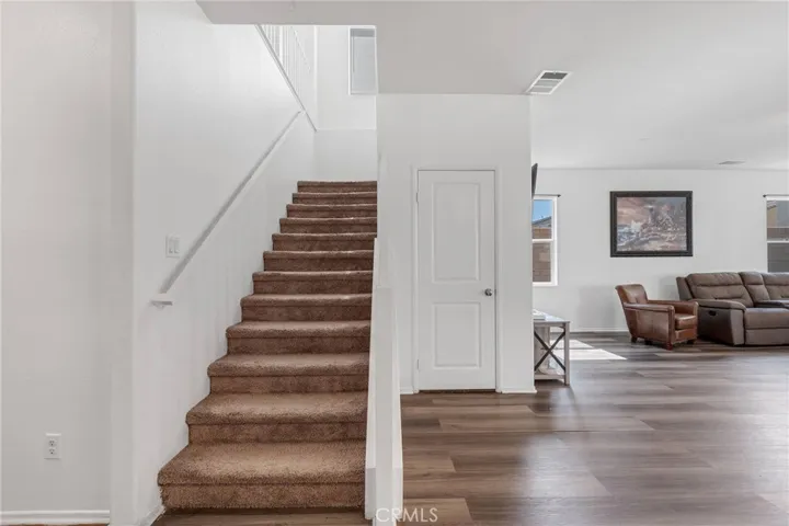 13050 Oakwood, Victorville, California 92392