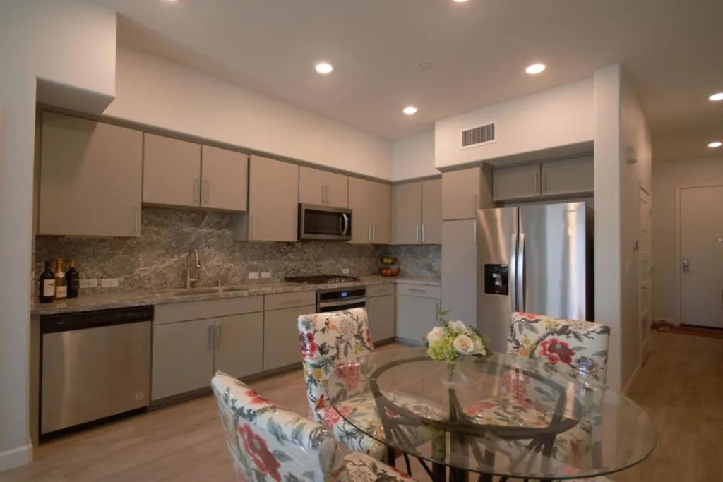 DINIG AREA AND KITCHEN