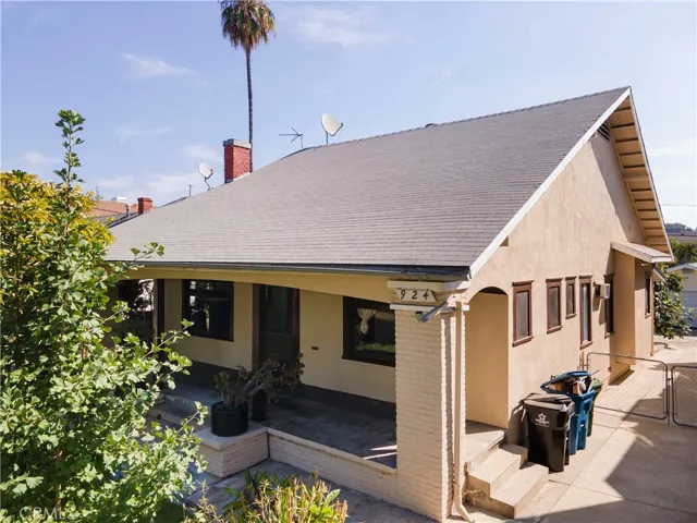 924 N Stoneman, Alhambra, California 91801