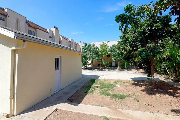 924 N Stoneman, Alhambra, California 91801