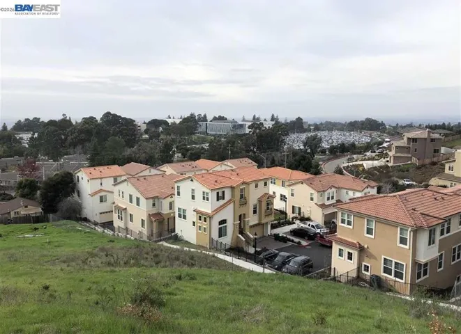 26660 Hayward Blvd, Hayward, California 94542