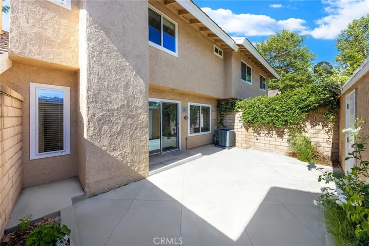 21155 Via Canon 8, Yorba Linda, California 92887